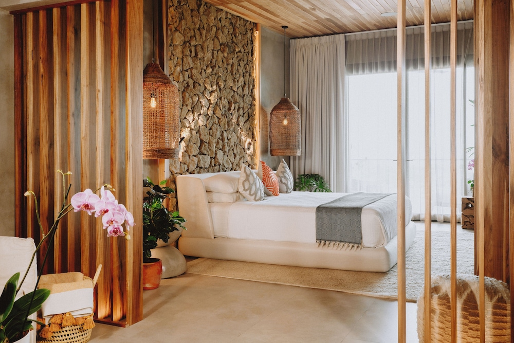 Premium Single Room