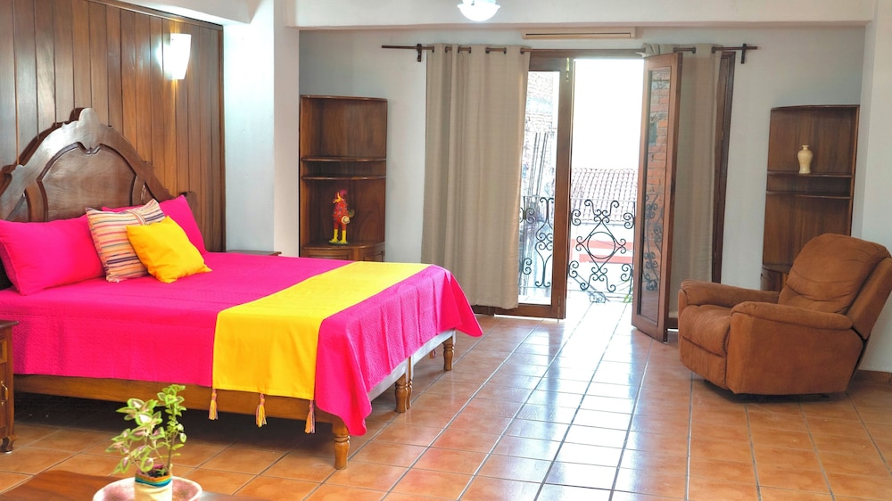 Superior Room, 1 King Bed