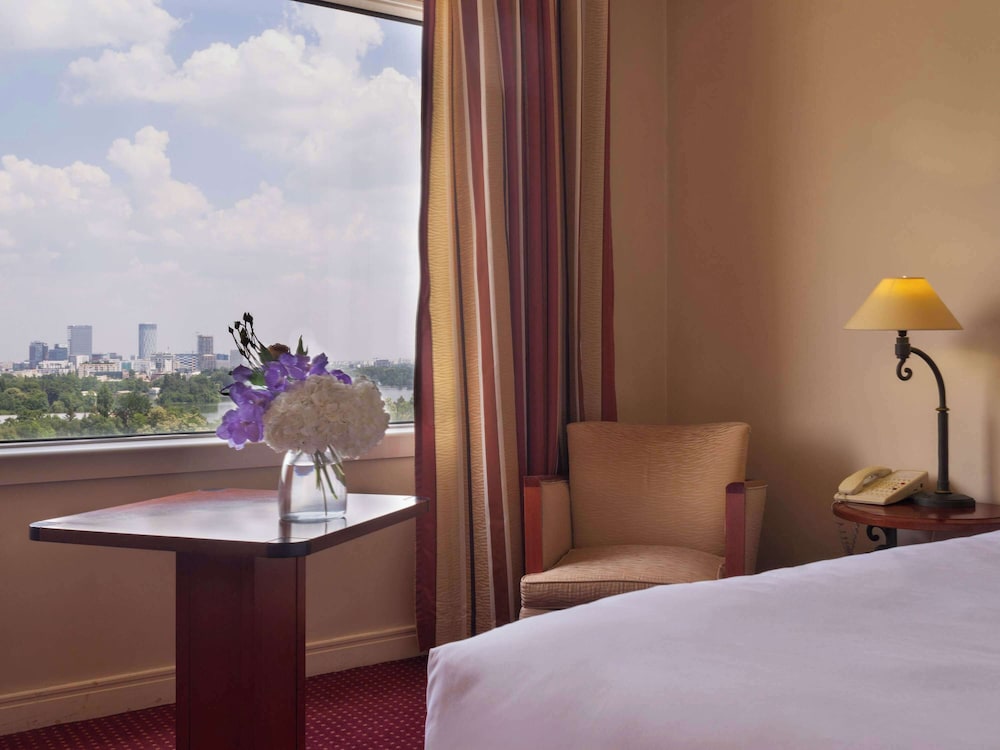Deluxe Room, 1 Double Bed - Photo 1