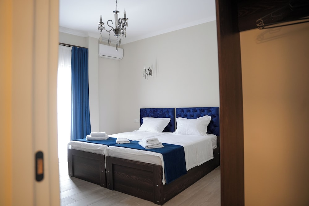 Classic Double or Twin Room, Balcony, City View