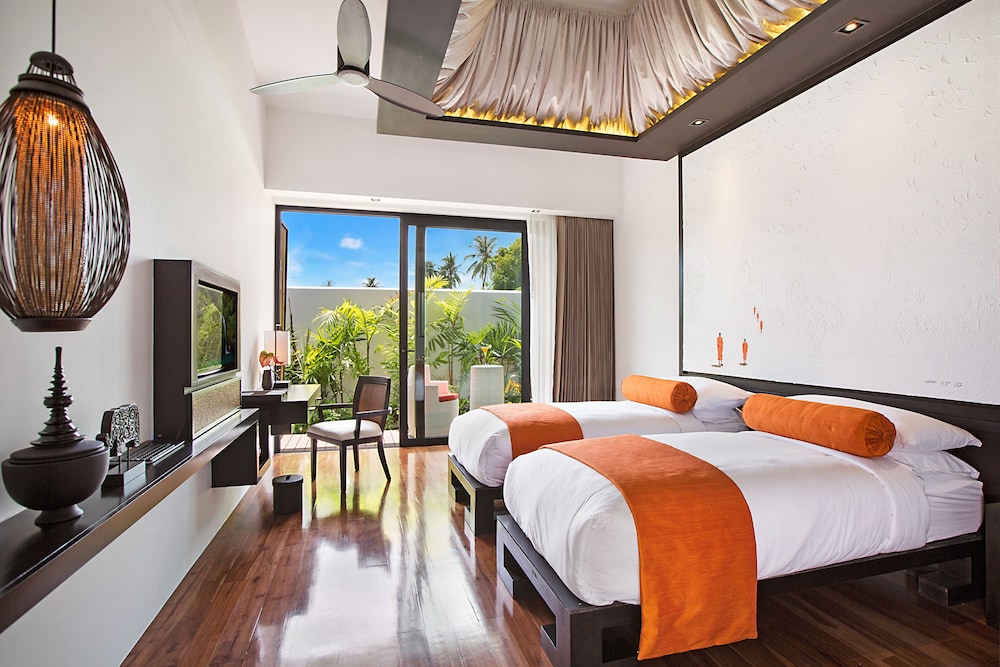 Honeymoon Villa, 5 Bedrooms, Pool View photo 3