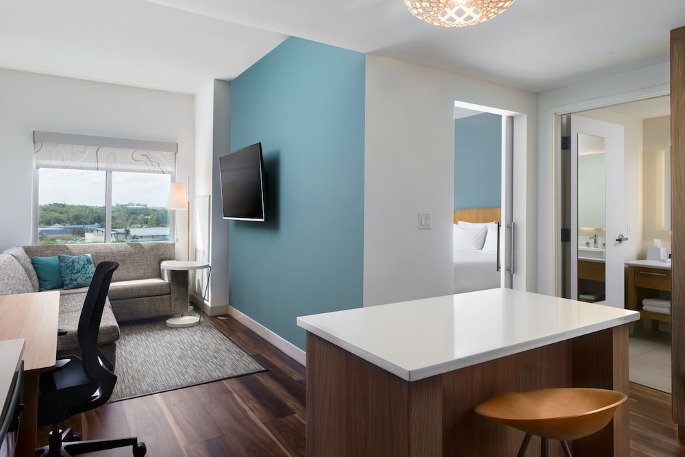 Suite, 1 Bedroom thumbnail 5
