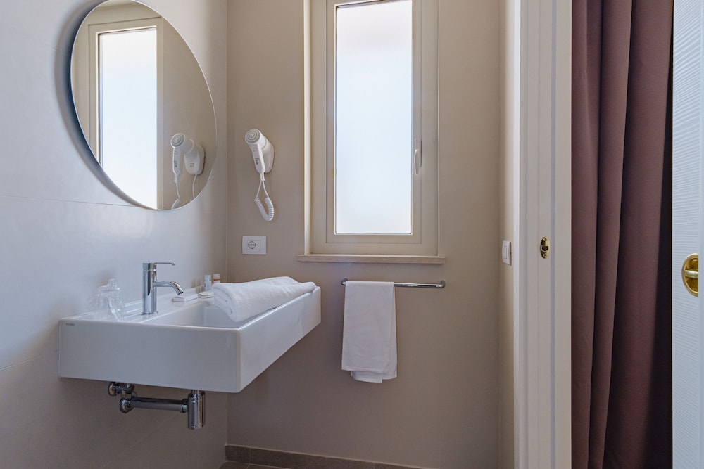 Junior Suite, Terrace - Photo 4