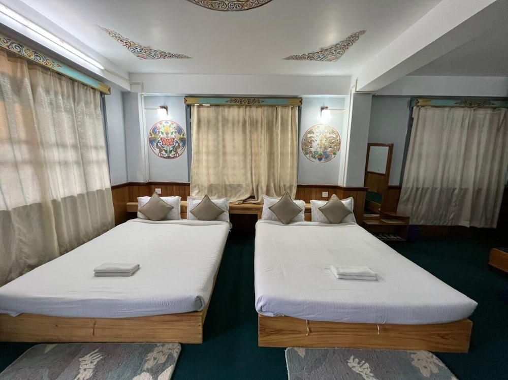 Deluxe Double Or Twin Room photo 1