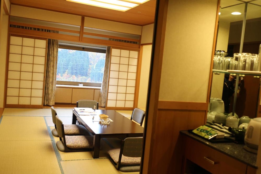 Japanese-style Room For 6 Guests photo 2