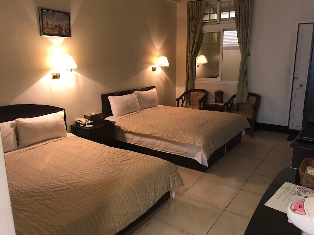 VIP Quadruple Room - Photo 1