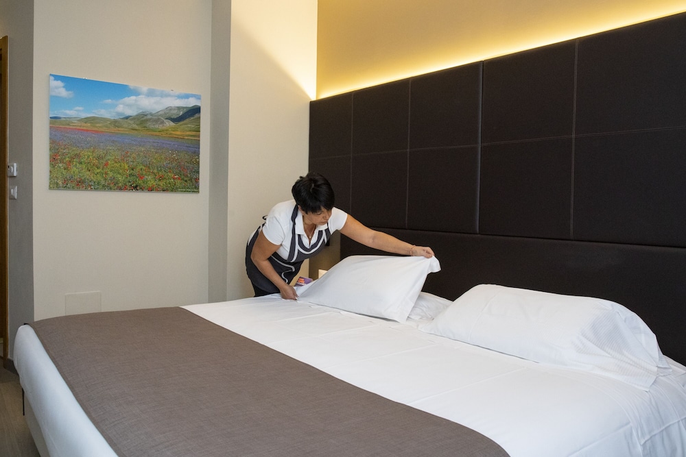 Superior Room (Full Sky) - Photo 3