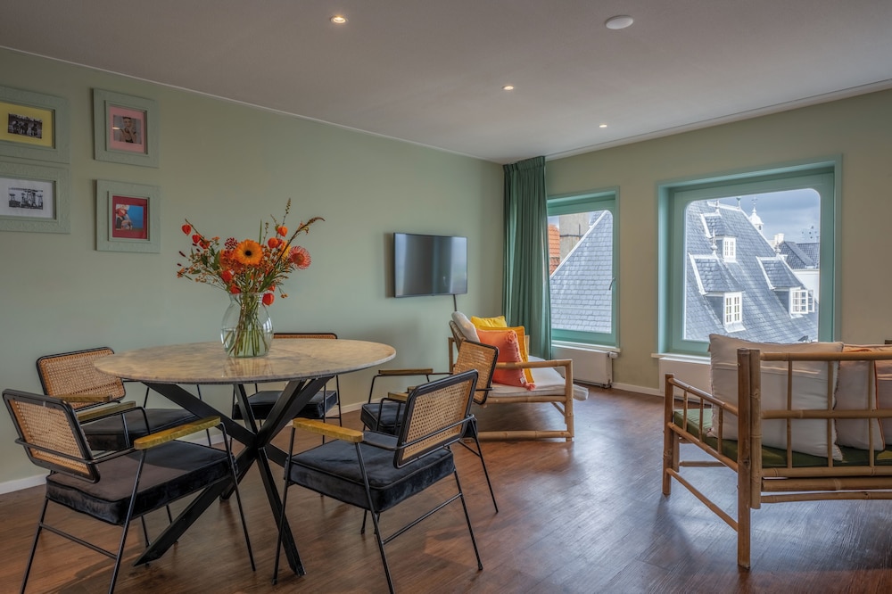 Comfort Apartment, Patio, Harbor View