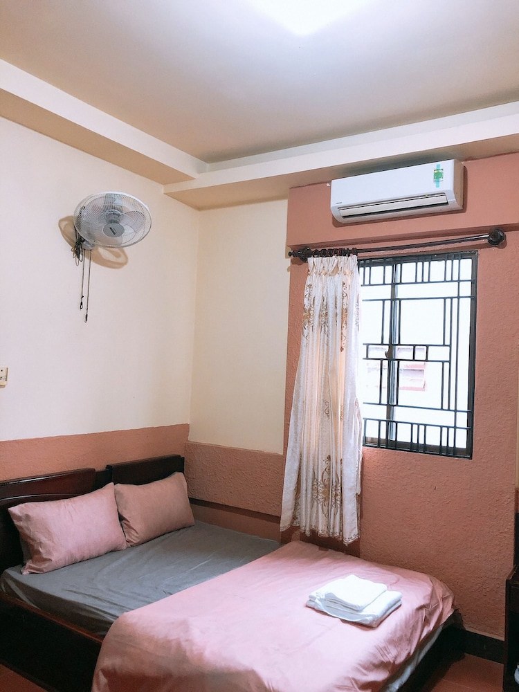 Superior Double Room, Bathtub photo 3
