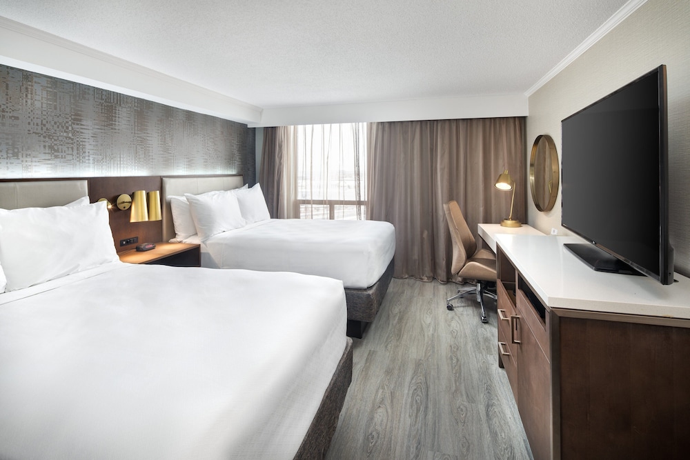 Standard Room, 2 Double Beds (Walk-In Shower) - Photo 1
