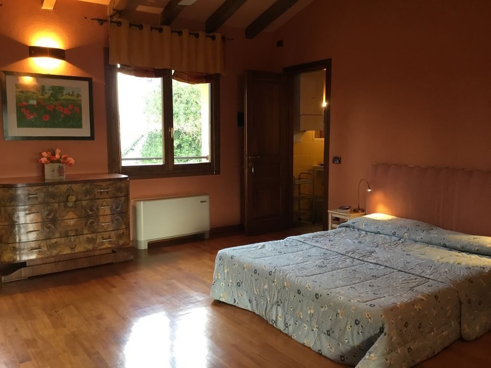 Panoramic Apartment, 3 Bedrooms, Hill View
