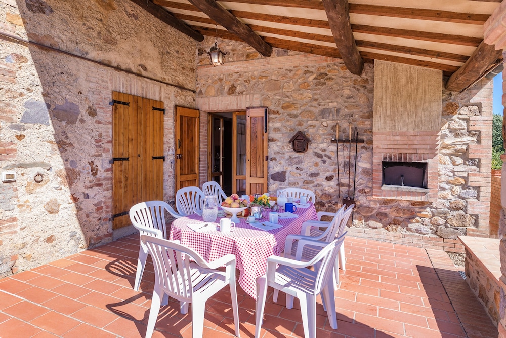 Villa photo 3