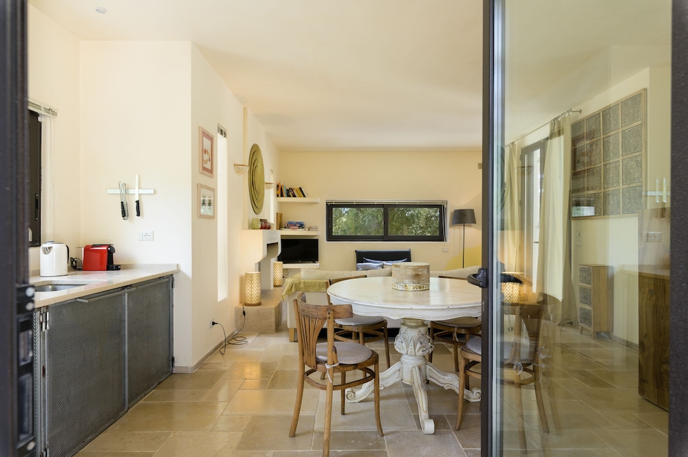 Villa photo 3