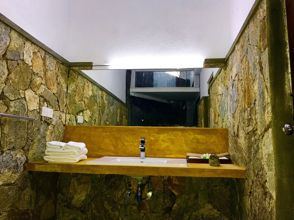Deluxe Quadruple Room, 1 Bedroom, Non Smoking, Mountain View photo 2
