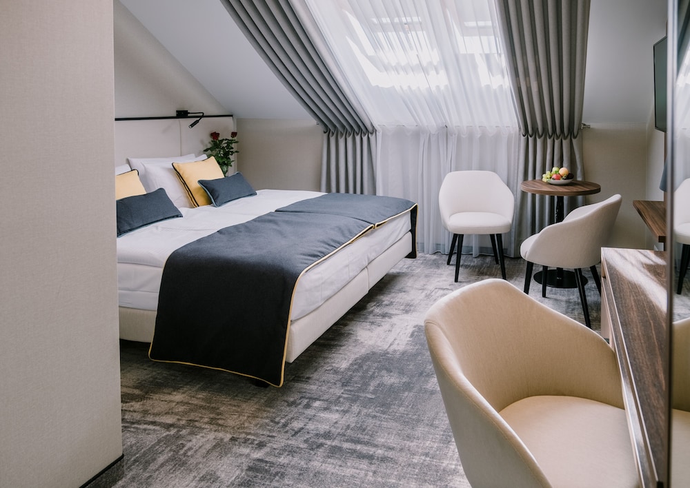Premium Double Room - Photo 3