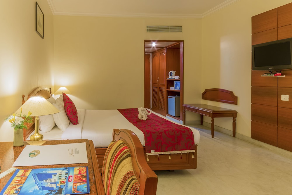 Premium Twin Room, Non Smoking, City View photo 1