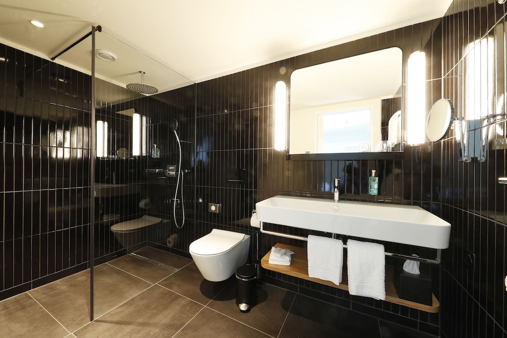 Standard Apartment, 1 Double Bed, Kitchenette (with Sofabed) thumbnail 5