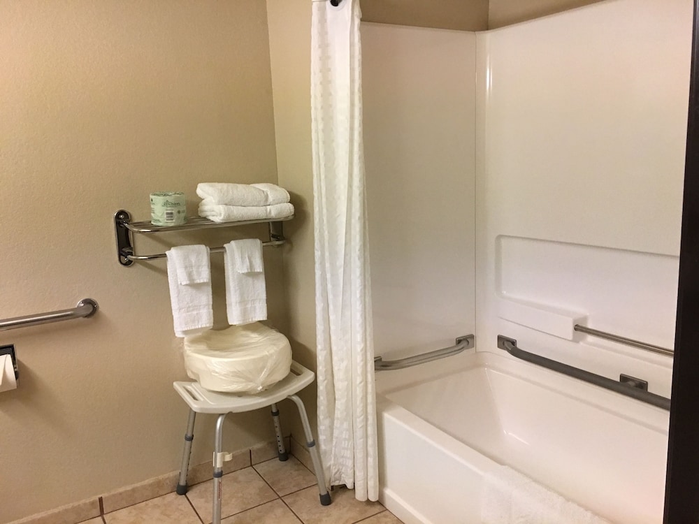 Room, Accessible - Photo 3