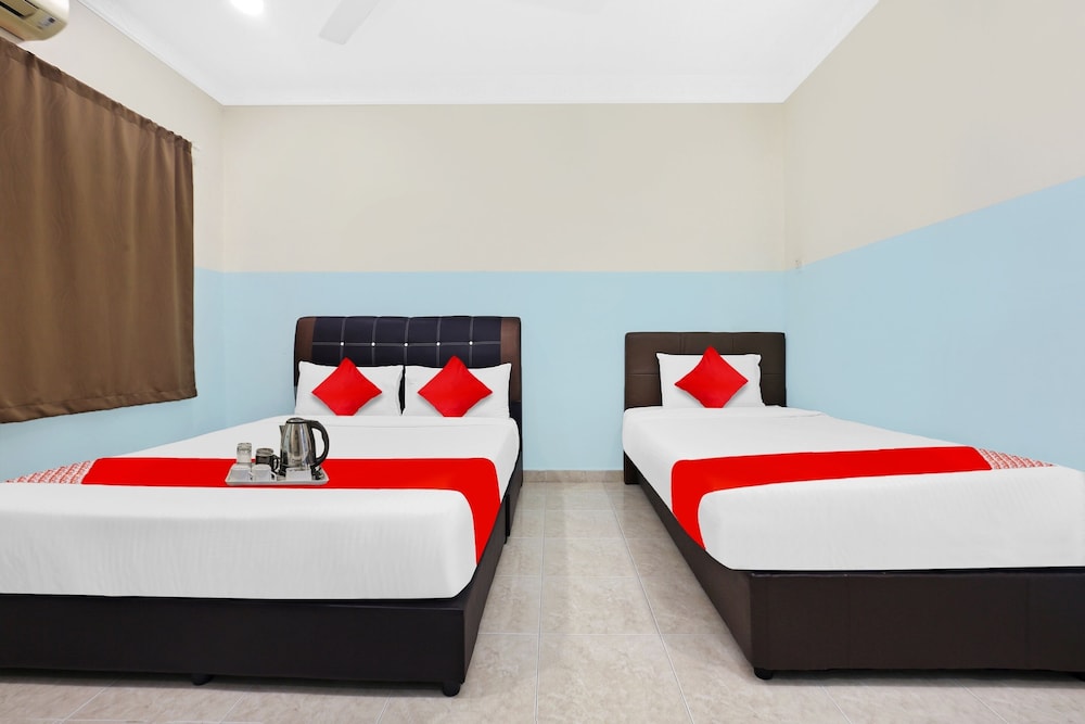 Deluxe Triple Room photo 3