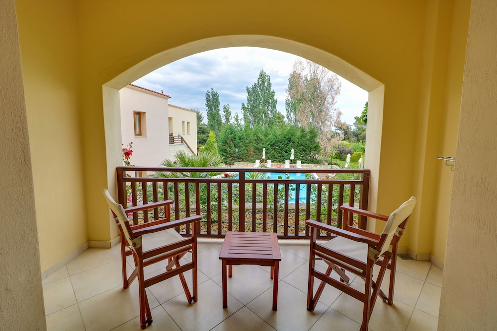 Double Room, Pool View