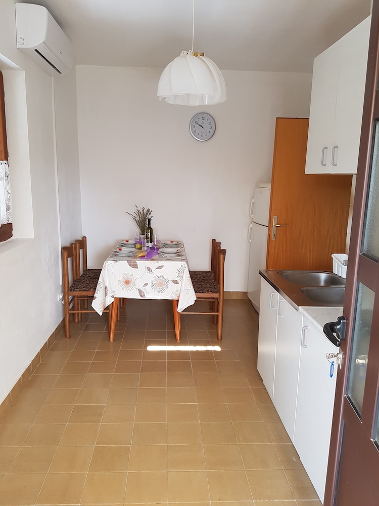 Apartment (A1) photo 3