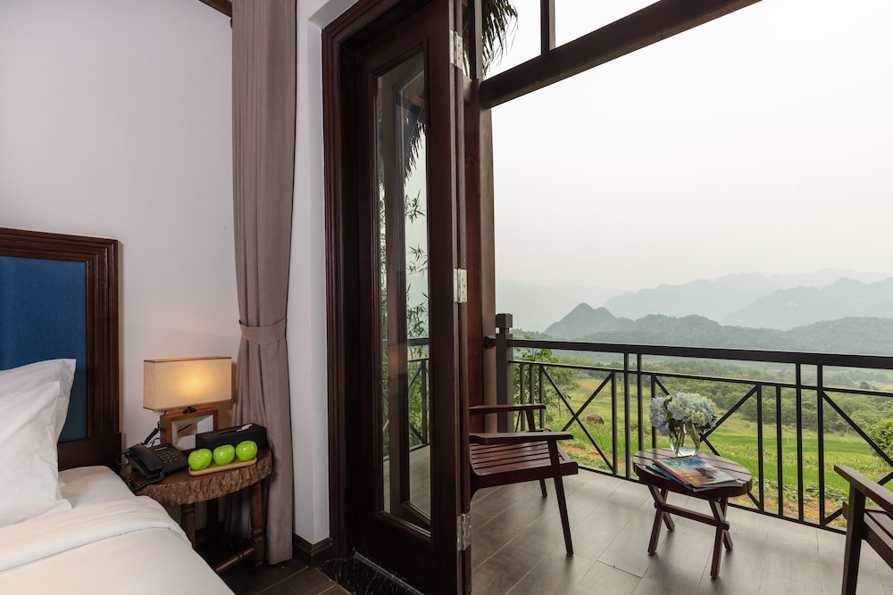Deluxe Double or Twin Room photo 3