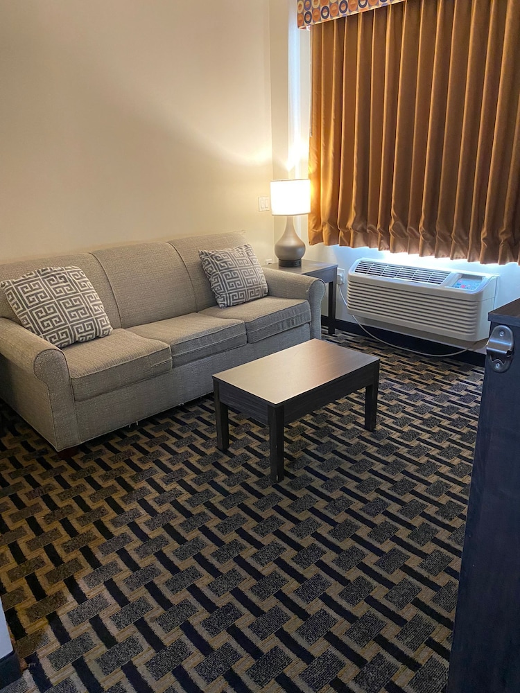 Deluxe Suite photo 1