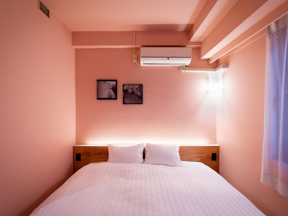 Basic Double Room photo 3