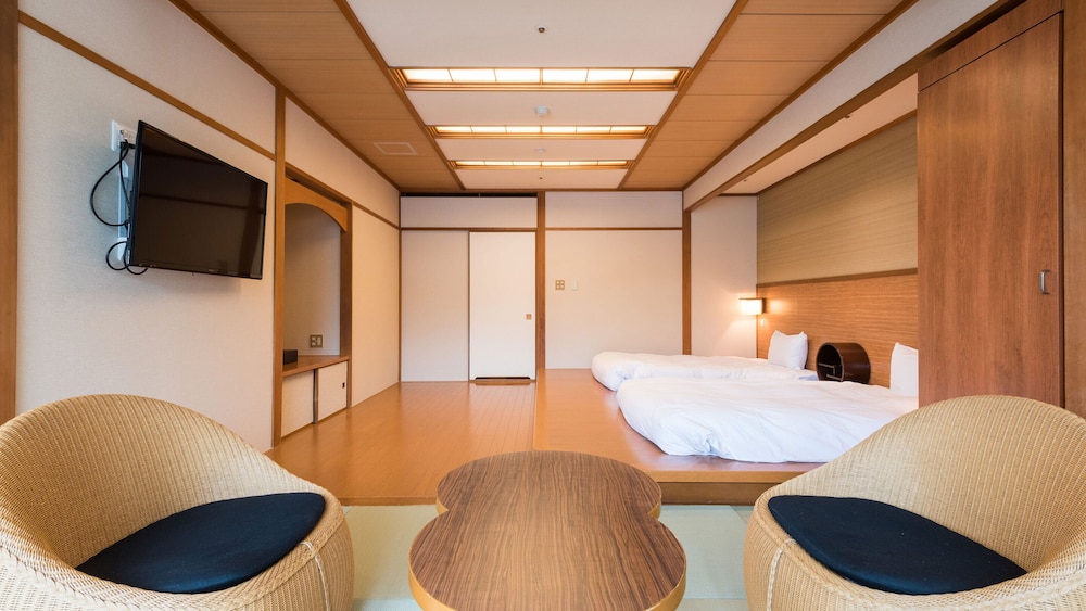 Superior Japanese-Style Bed, Twin - Indoor Bath - Non-Smoking