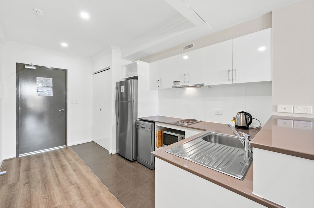 Two bedroom Palladio View - Photo 6