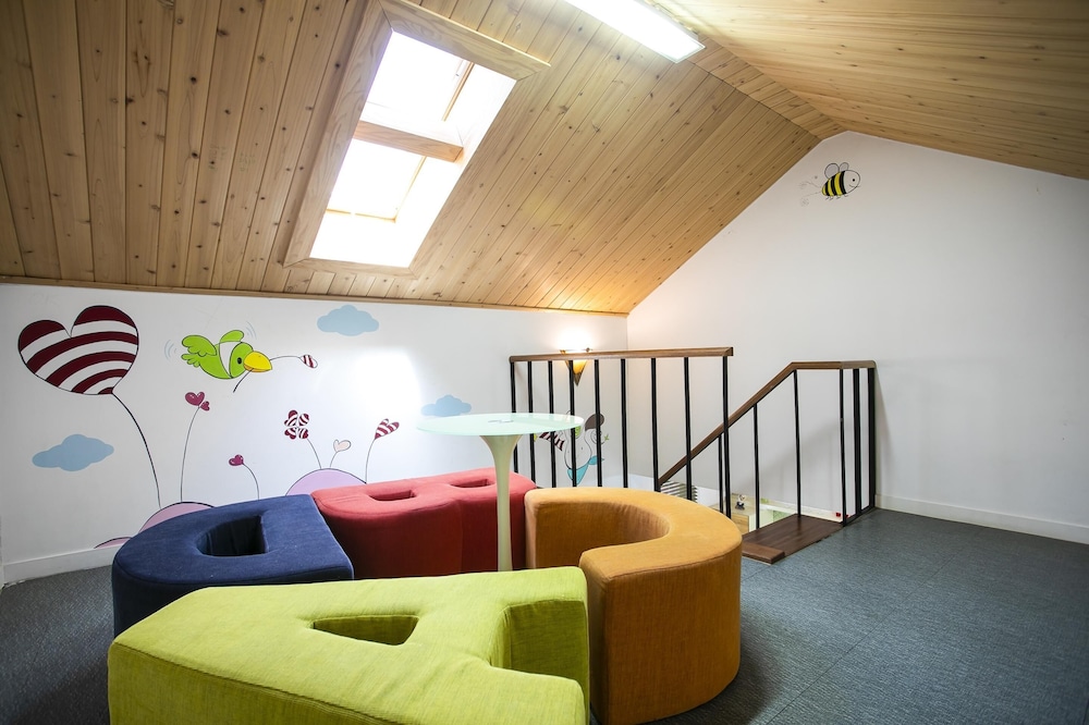 Basic Room, 1 Bedroom (Character) photo 3