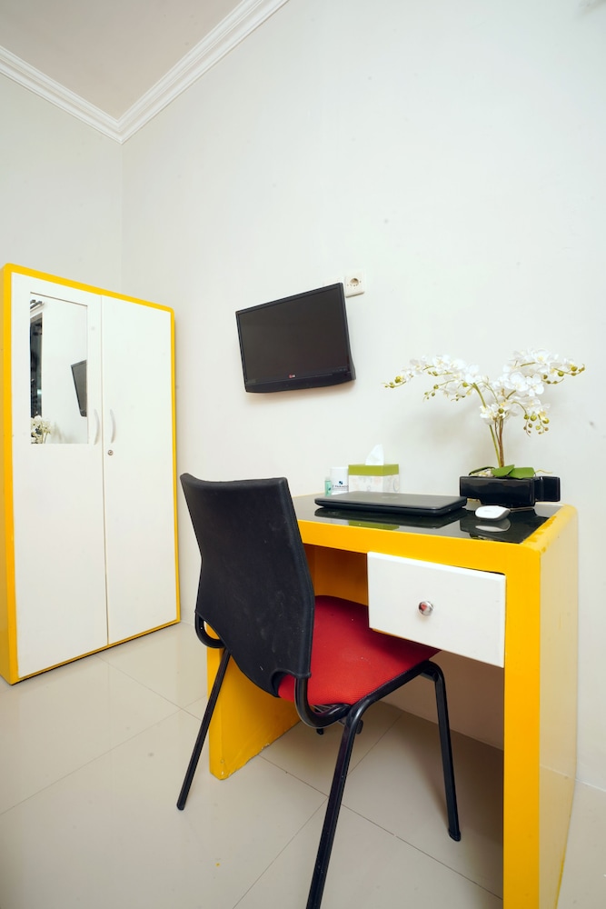 Deluxe Room - Photo 3