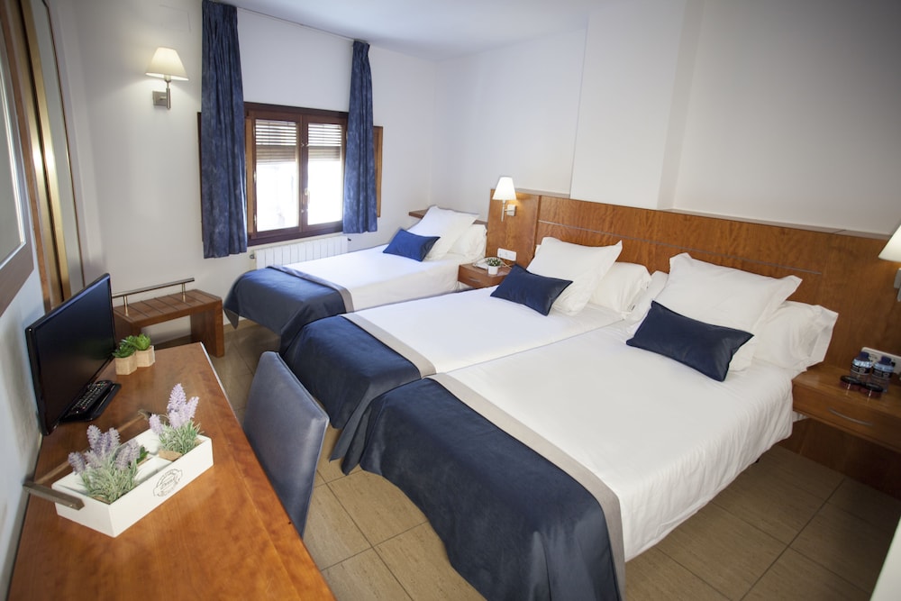 Triple Room photo 2