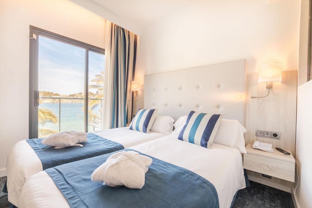 Superior Room, Balcony, Oceanfront