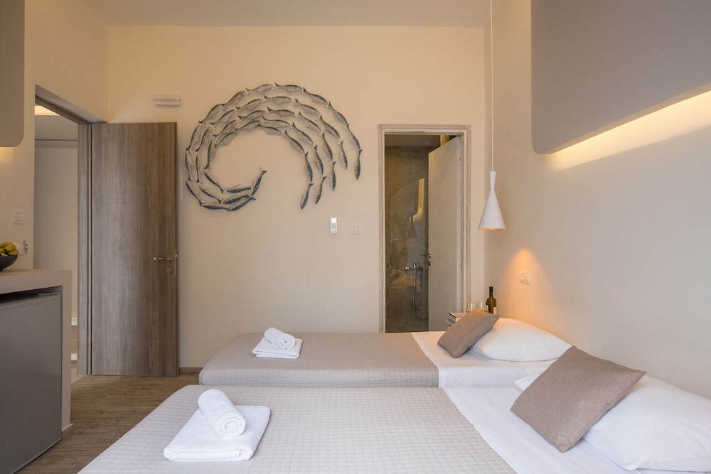 Double or Twin Room photo 2