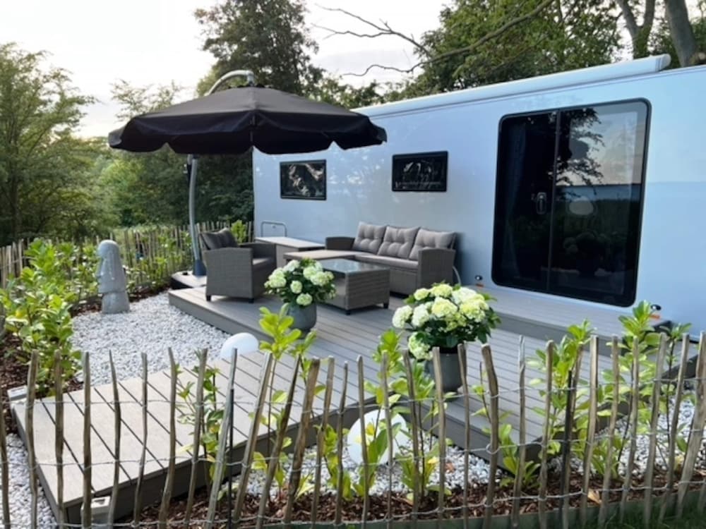 Mobile Home photo 1