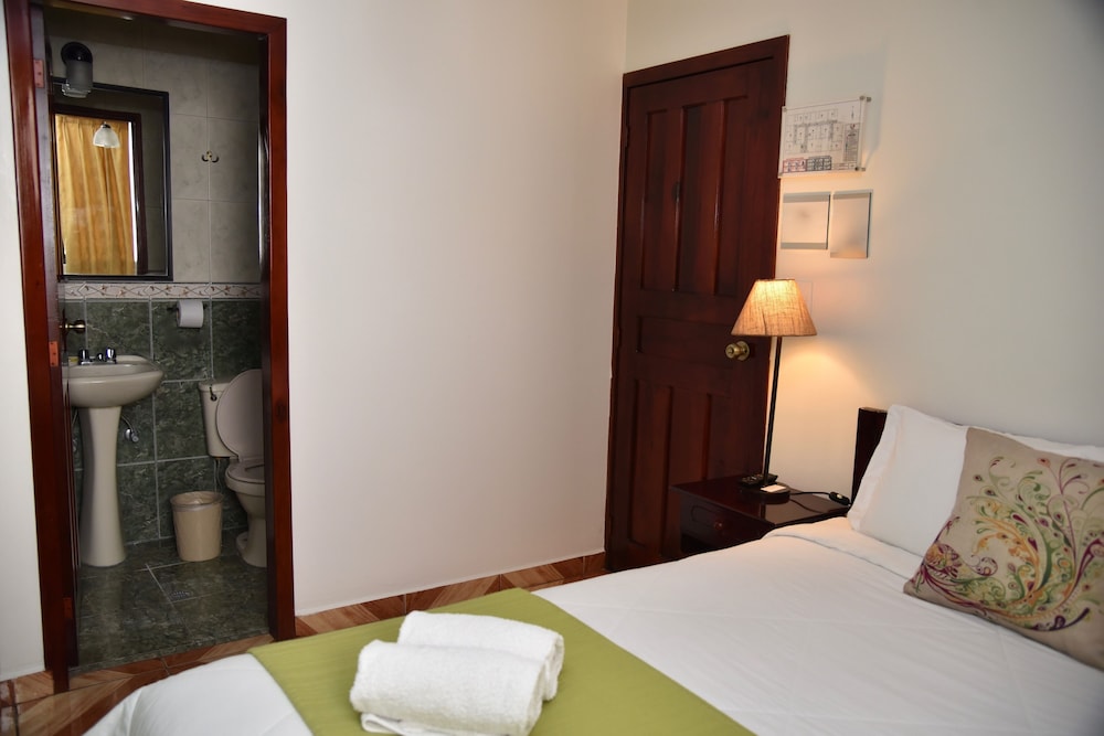 Economy Double Room photo 1