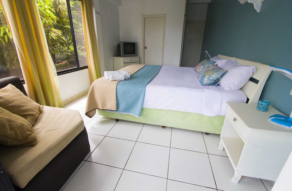 Deluxe Studio Suite photo 1