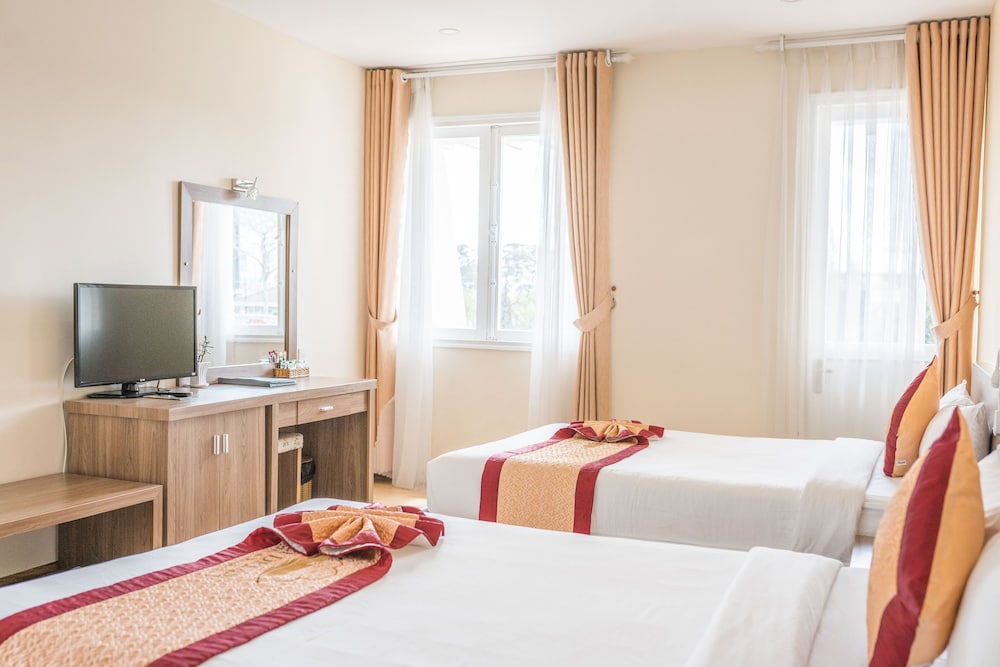 Deluxe Twin Room photo 2
