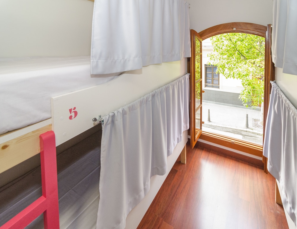 Shared Dormitory, Women Only (16 Beds) - City View