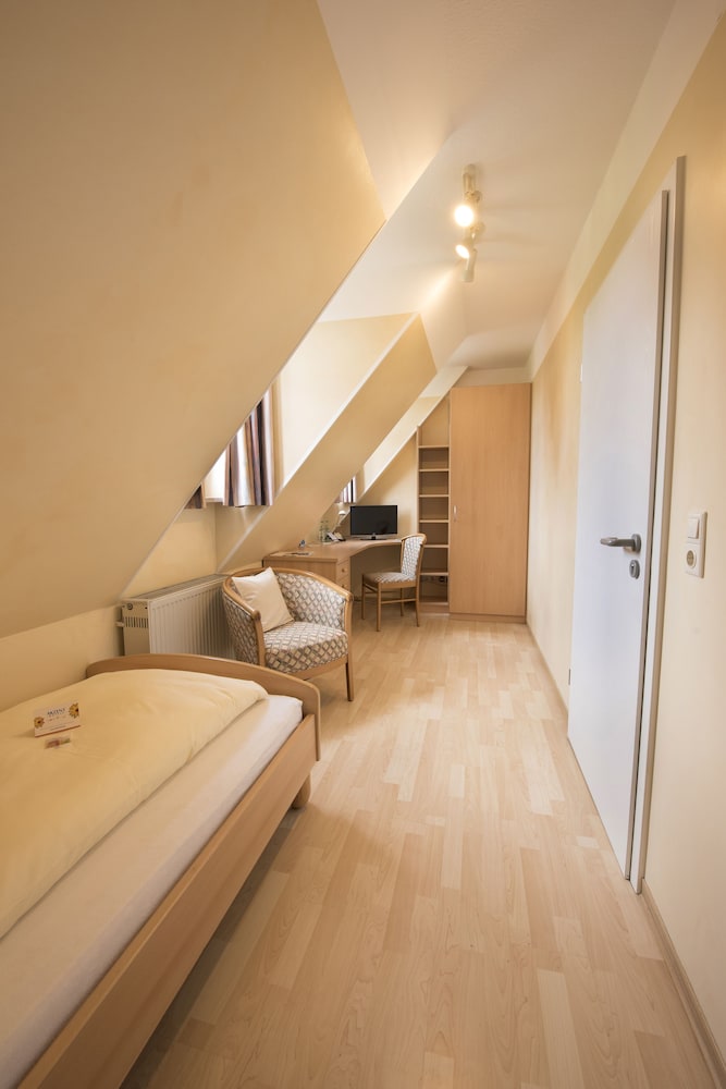 Superior Single Room photo 3