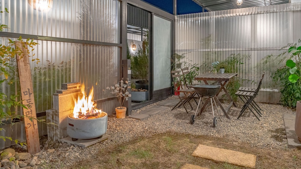 Basic Room, 1 Bedroom (Pulnaem Stay (Pet OK, Private BBQ)) - Photo 4