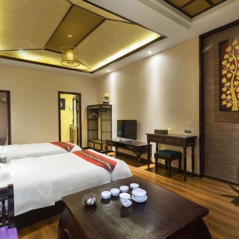Deluxe Twin Room, Non Smoking photo 2
