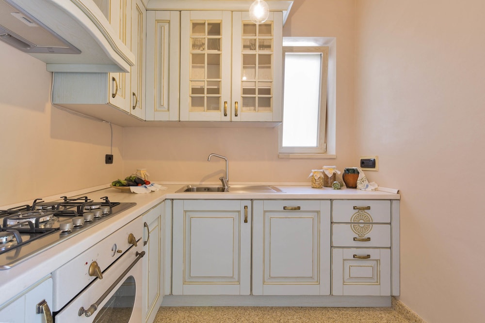 Classic Villa, 3 Bedrooms photo 2