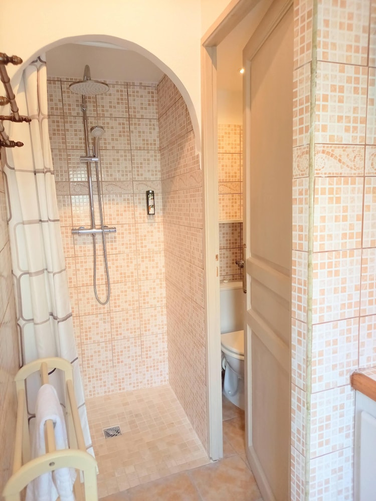 Double Room, Pool Access photo 2