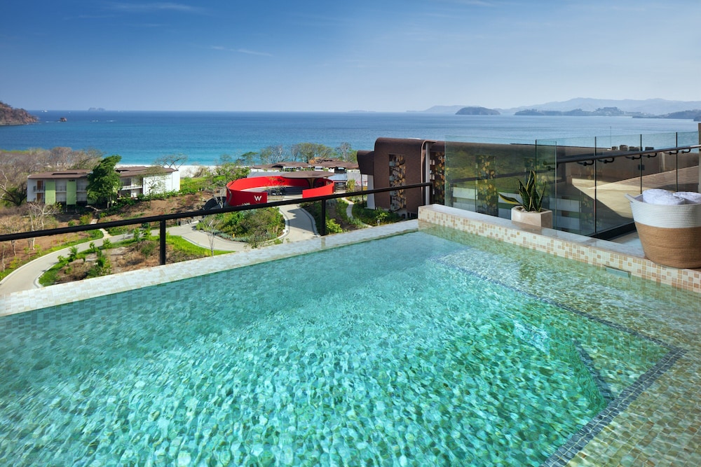 Supreme Suite, 2 Bedroom Suite, Bedroom 1: 1 King, Bedroom 2: 2 Queen, Ocean view, Corner room photo 3