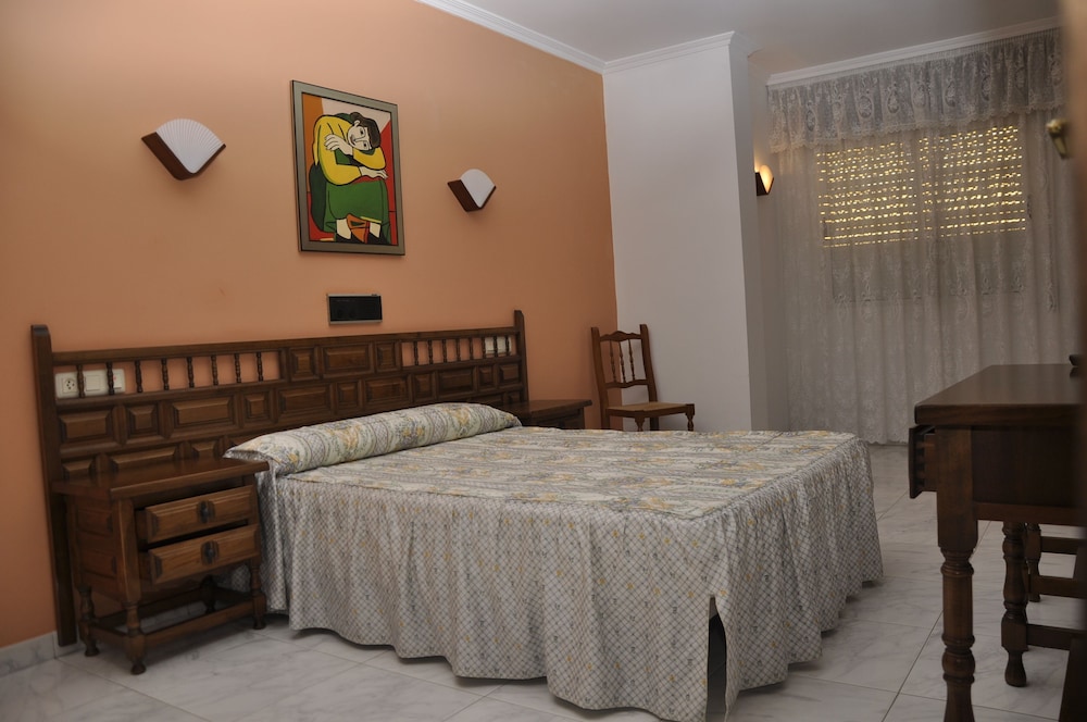 Habitación Doble Estándar o con Dos Camas Individuales.