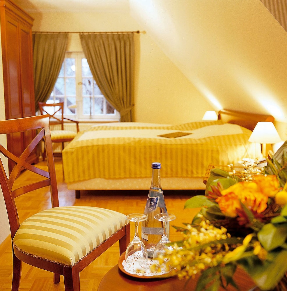 Standard Double Room - Photo 1