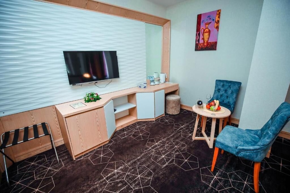 Deluxe Double Room - Photo 6