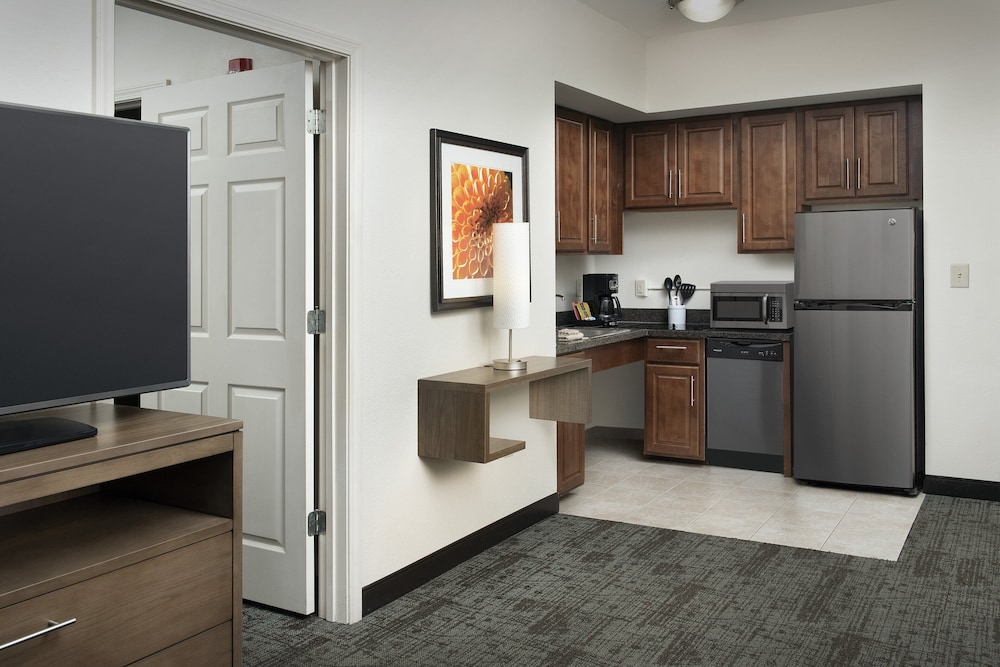Suite, 1 Bedroom, Accessible, Kitchen (Transfer Shower) - Photo 4